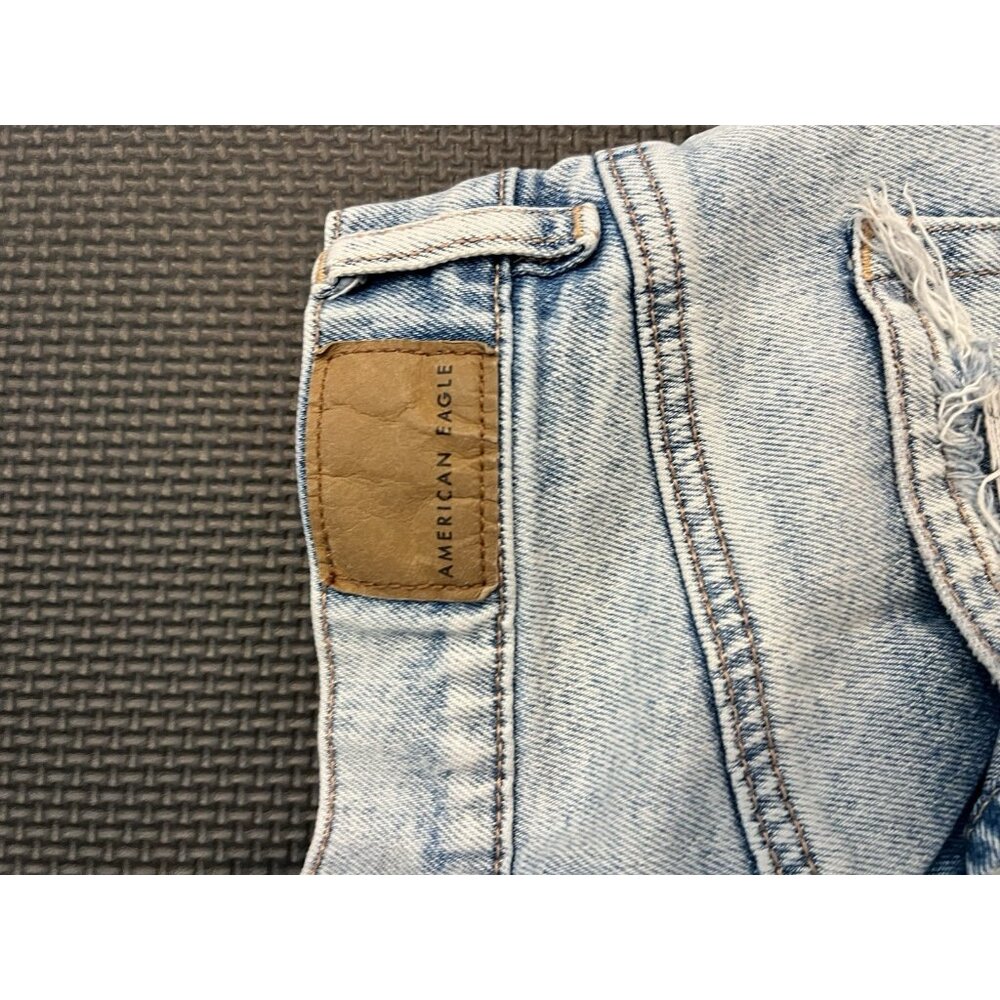 American Eagle Super High Rise Straight Jeans Women’s 10 Light Wash Distressed - Picture 3 of 6